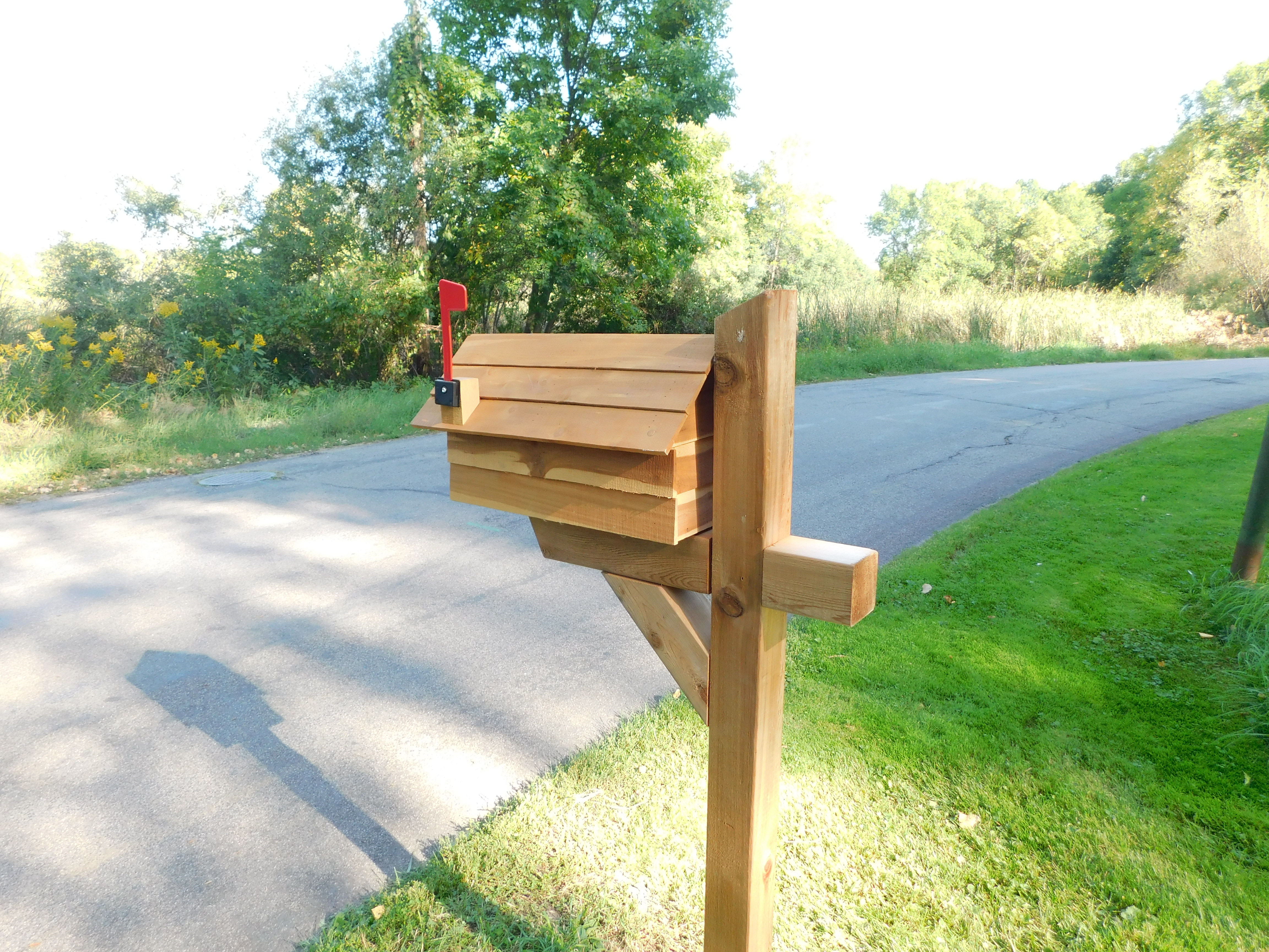 Cedar Mailbox Leah And Joe Home Diy Projects And Crafts